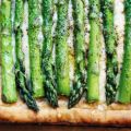 Asparagus gruyère tart