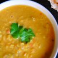 Daal (πηχτή ινδική σούπα) με κόκκινη φακή και[...]