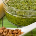 Σάλτσα βασιλικού pesto