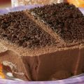 Κέικ σοκολάτας με πραλίνα φουντουκιού