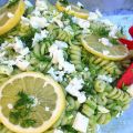 Μακαρόνια fusilli με αρακά και φέτα
