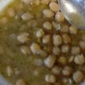 Ρεβίθια σούπα με λεμόνι και ρίγανη Αντώνης[...]
